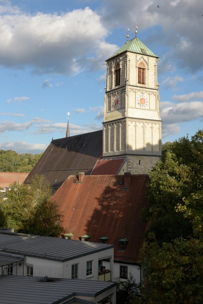 Datei:Fassade nordwest dobler 2018.jpg