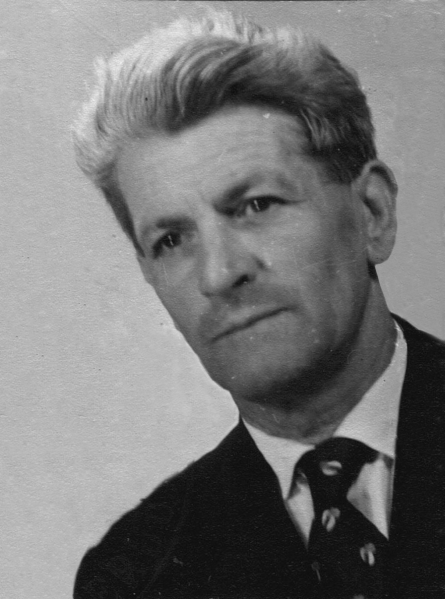 Datei:Passfoto Josef Estermann.png