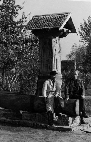 Brunnen in Skugry 1943.jpg