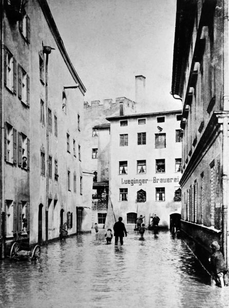 Datei:09 hist Mo Lueginger.jpg