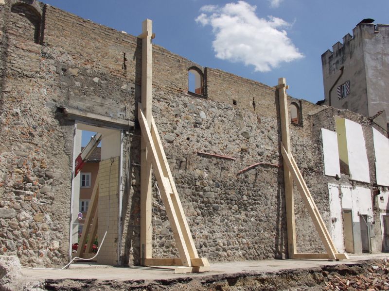 Datei:Innere Zwerchmauer 2009.jpg