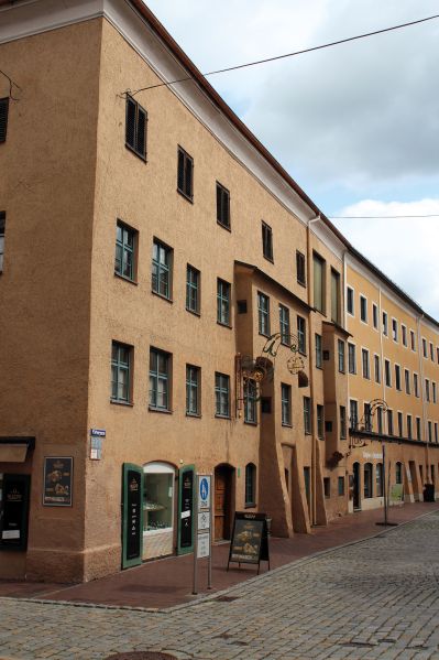 Datei:07 heute Mo Gassner.jpg