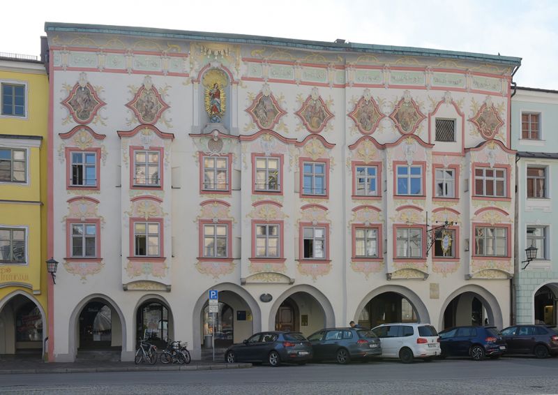 Datei:Kernhaus 01 dobler 200327 klein.jpg